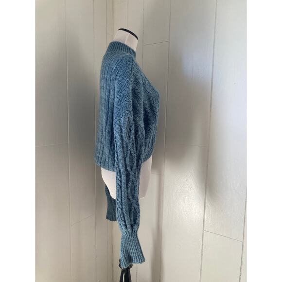 Arizona Blue Cropped Pullover Sweater, Size L - Picture 2 of 6
